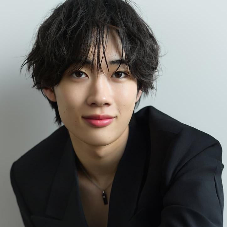 角田 翔