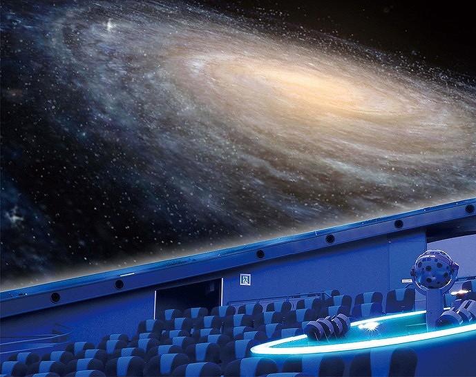 プラネタリウムドーム内.jpg